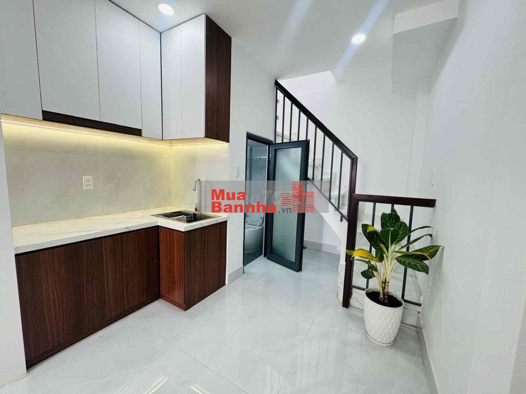 Hẽm Xe Hơi-Gần Mặt Tiền-Sổ vuông siêu đẹp