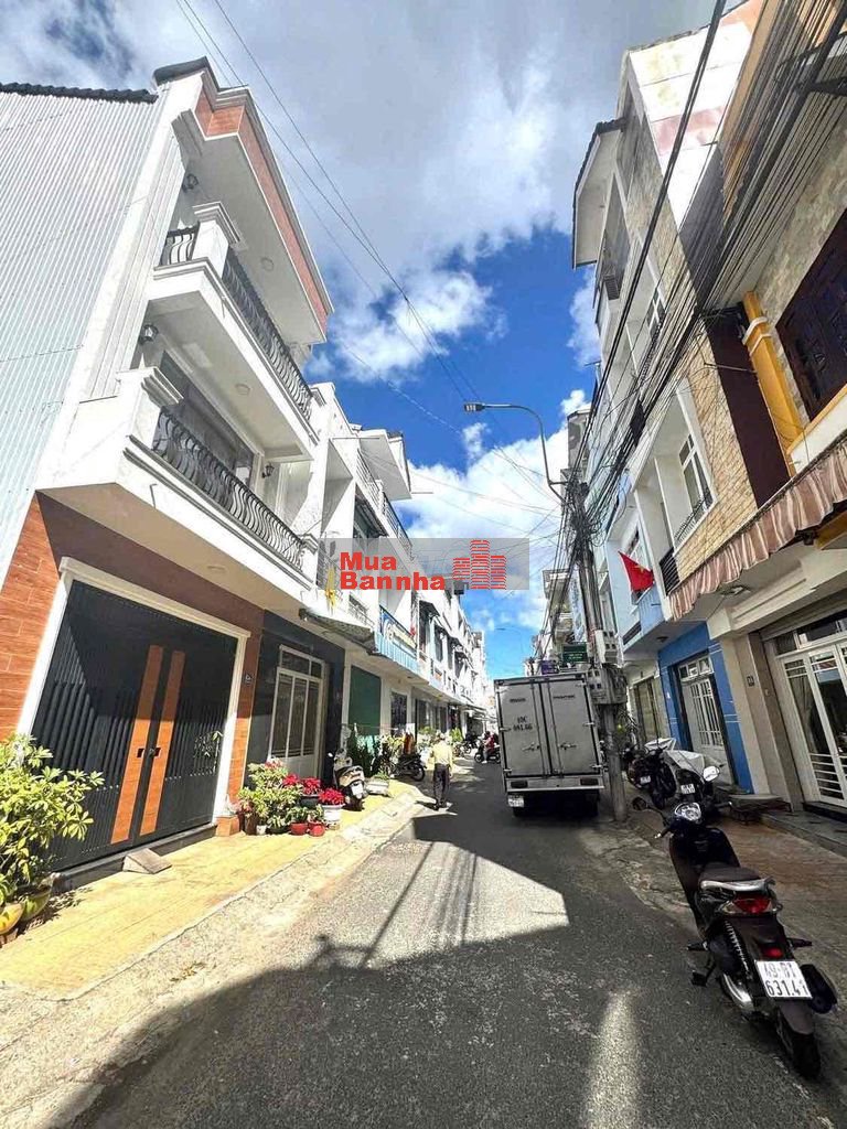 BÁN GẤP NHÀ KQH HOÀNG DIỆU PHƯỜNG CAM LY ĐÀ LẠT CHỈ 5,4 TỶ