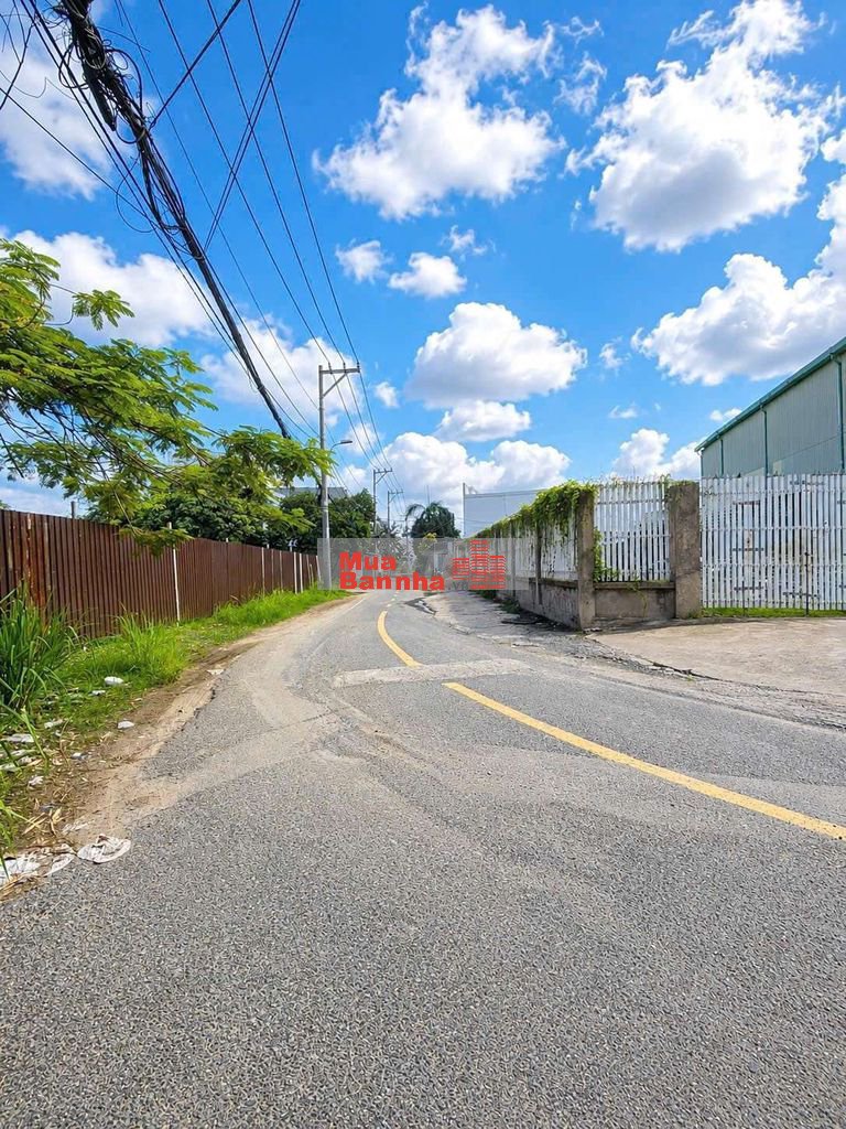 An phú đông 50 m2 , chỉ 2,X tỷ