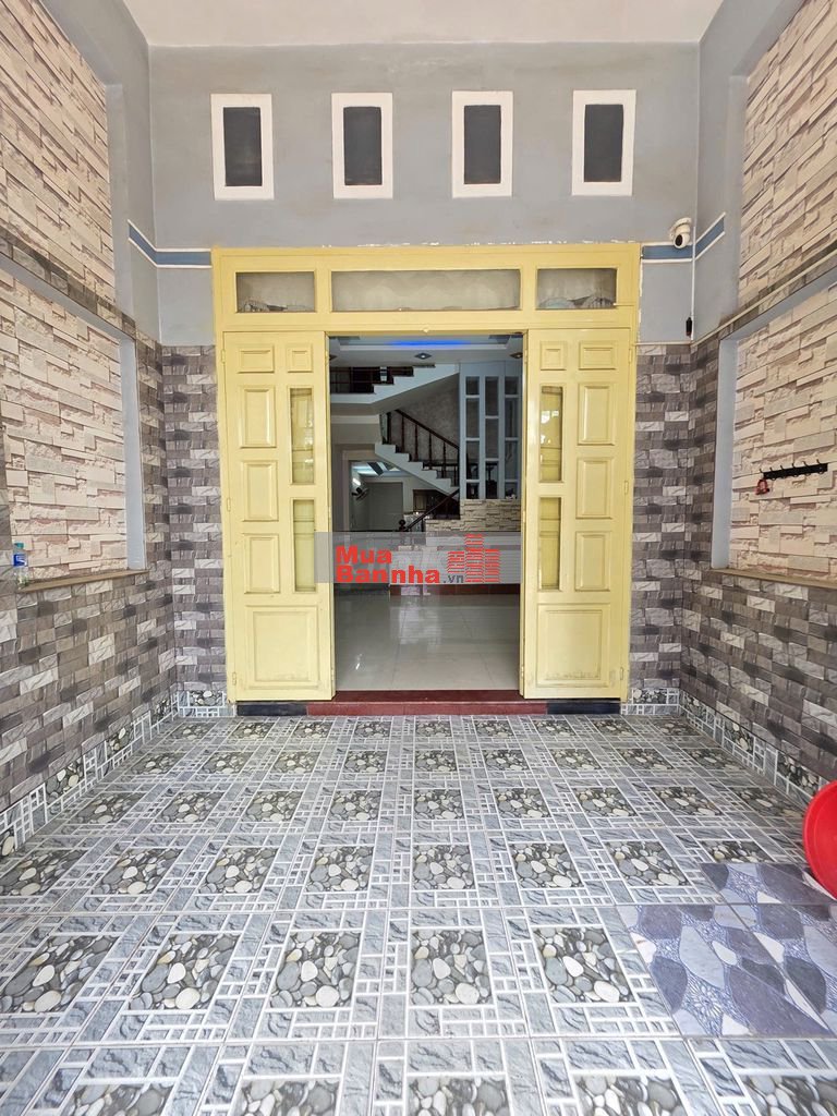 Nhà Trệt Lầu gần đường Ống Nước, chợ Đông Hòa, Làng Đại học Quốc Gia
