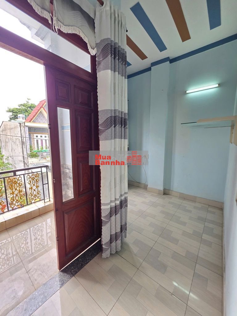 Nhà Trệt Lầu gần đường Ống Nước, chợ Đông Hòa, Làng Đại học Quốc Gia