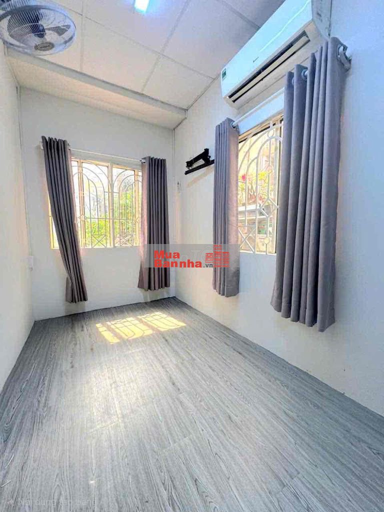 Bán nhà 2.85 tỷ Huỳnh Văn Bánh hh 100 triệu