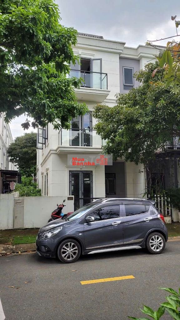 Bán căn biệt thự song lập 112m ngang 8m  đối diện công viên
