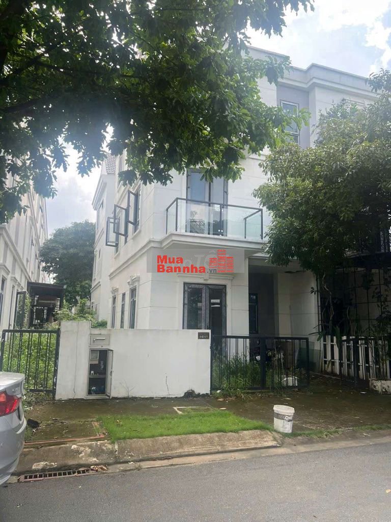 Bán căn biệt thự song lập 112m ngang 8m đối diện công viên