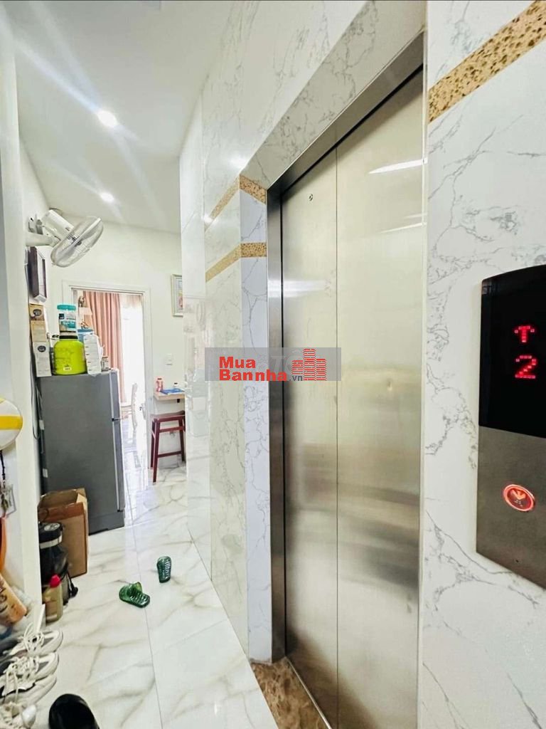MẶT TIỀN KINH DOANH- XOẮN BÁN GIẢM 2T - 6 TẦNG THANG MÁY- CÓ DÒNG TIỀN