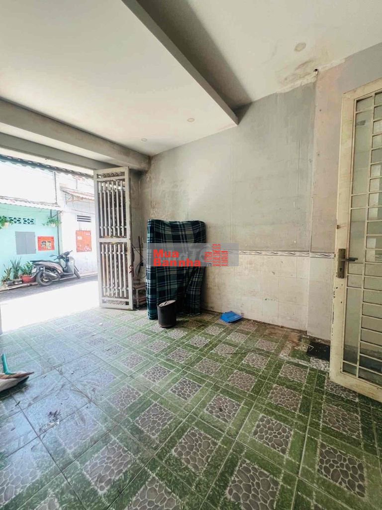 HƠN 5 TỶ - NHÀ 3 LẦU HẺM XE TẢI THÔNG - TRUNG MỸ TÂY Q 12 - DT 88M2.
