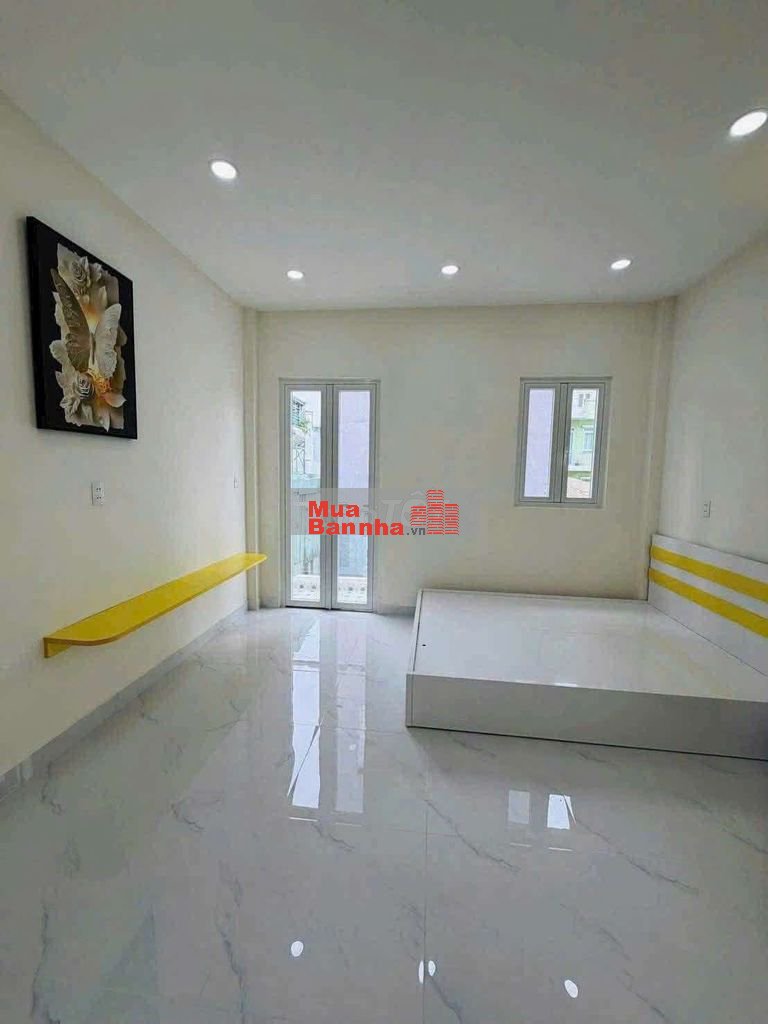 BÁN NHÀ MỚI TÔ HIỆU - NGUỸEN VĂN YẾN, 3 TẦNG, DT 24M, GIÁ 3. TỶ
