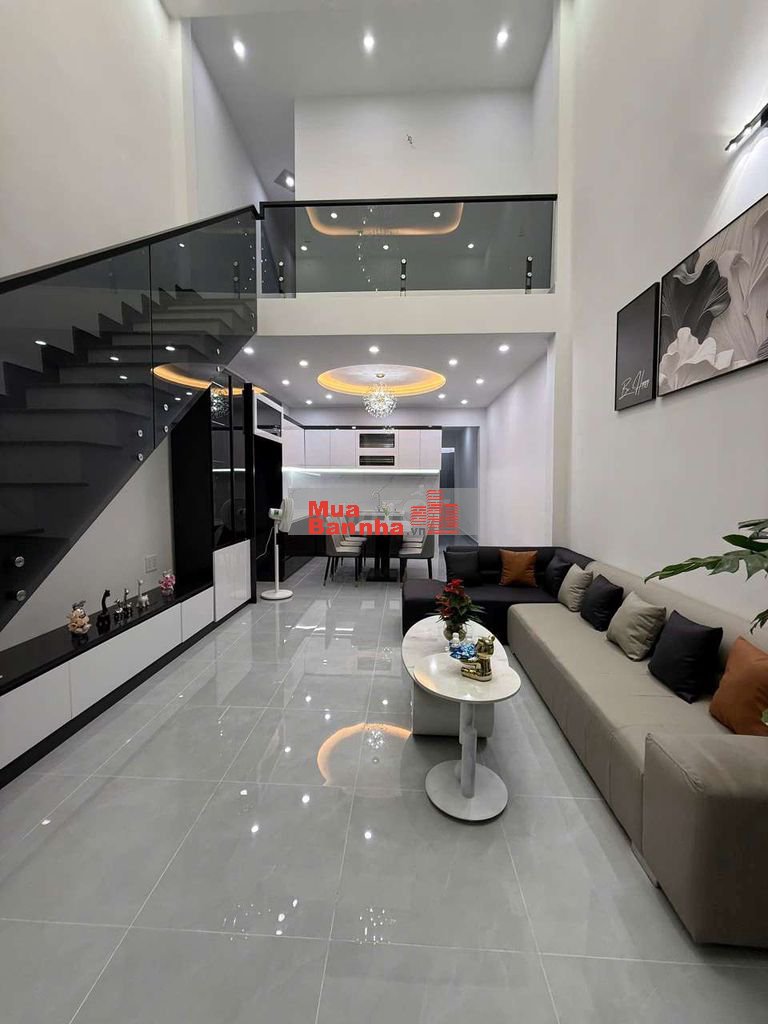 Nhà mới full nội thất,3PN, 2WC,gần ngay chợ hiệp Bình, Gigamall