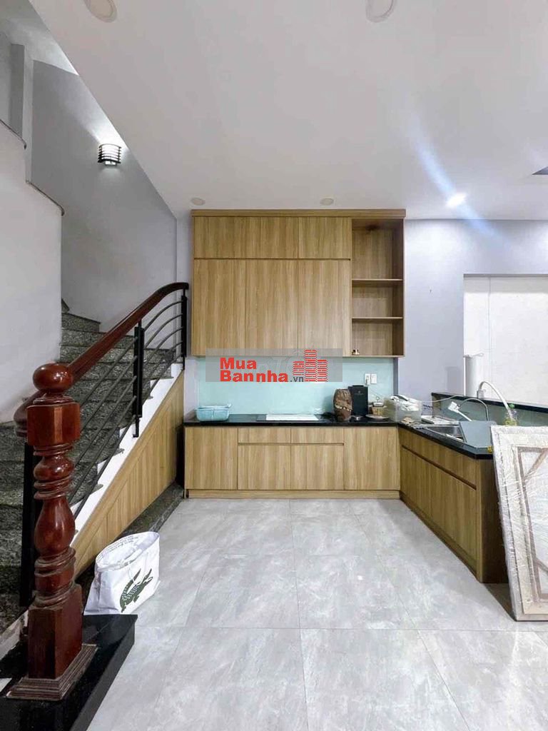 Hẽm Oto-Nhà Như Mới-Sát Mặt Tiền 🏡