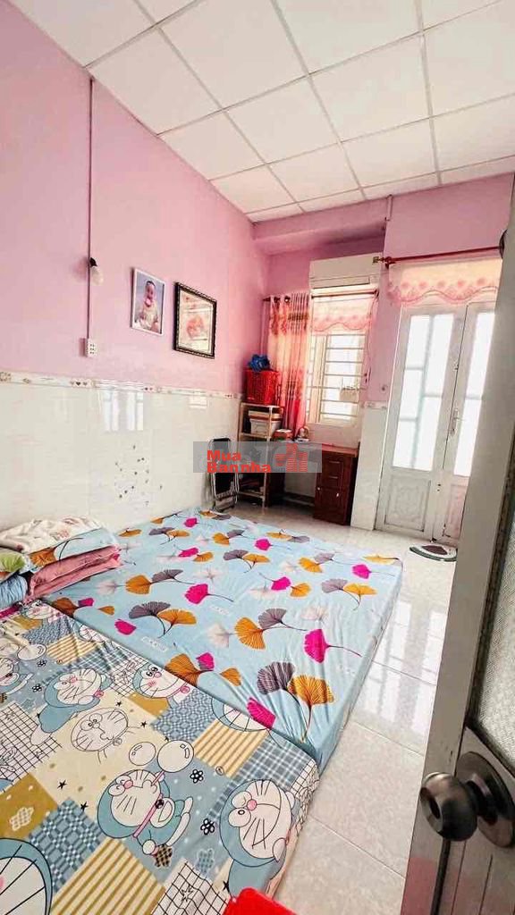 Chỉ 1,75 tỷ có nhà có sổ dt 3x6m tại Chiến lược Bình Tân .