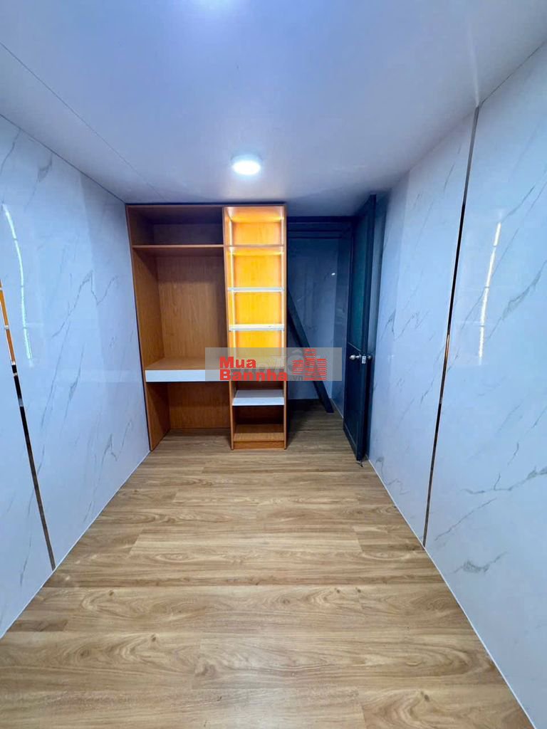 CẦN BÁN GẤP NHÀ 2 LẦU GIÁ RẺ - CHÍNH CHỦ