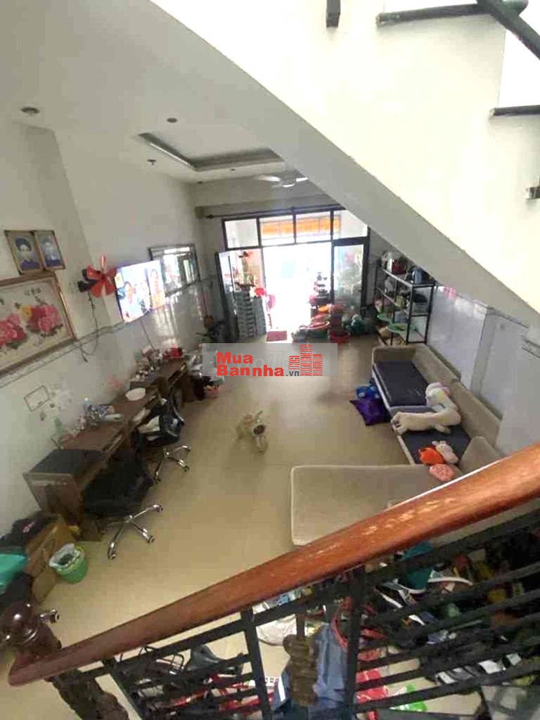 GẤP BÁN - MTKD NGAY CHỢ LẠC QUANG - 2 TẦNG, 103M2, NGANG 5M HIẾM