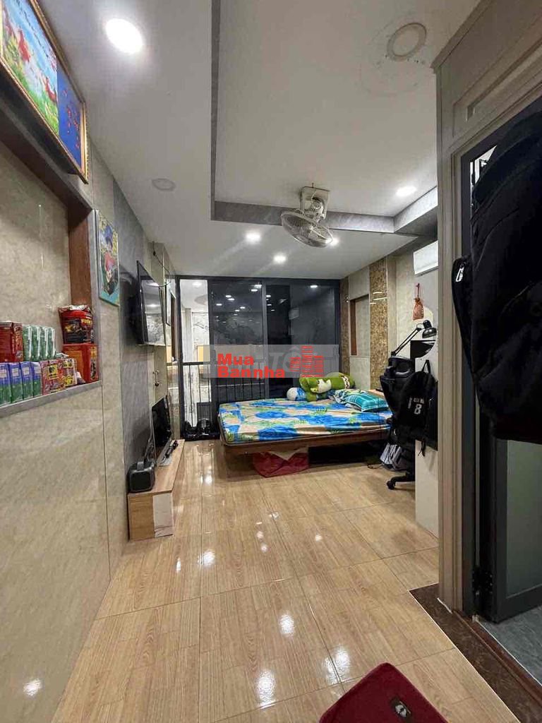 🌇5 lầu 38m2 sau lưng căn mặt tiền Bà Hạt 10m ra Mặt Tiền