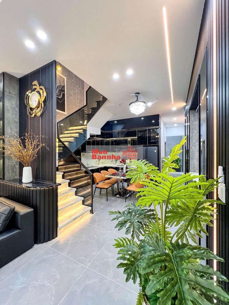 CHÍNH CHỦ BÁN NHÀ LẦU 120M2 GIÁ CHỈ 1TỶ9 - KẾ AEON BÌNH DƯƠNG - TP HCM