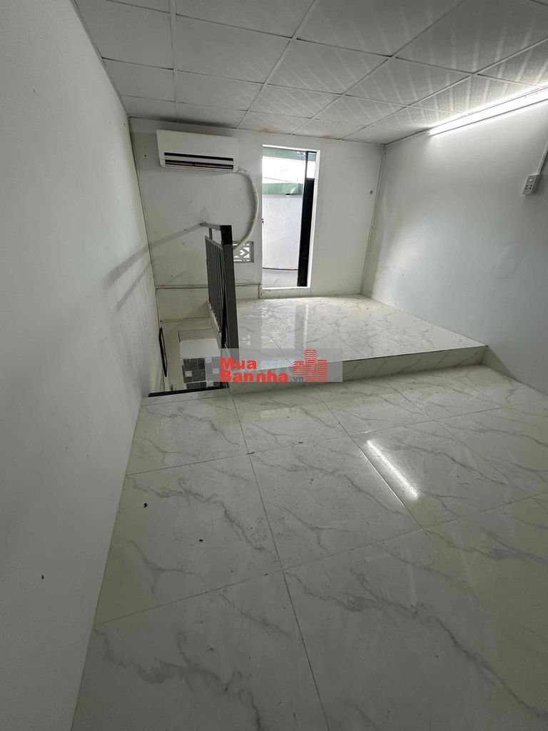 Nhà 1 lầu, 2 phòng ngủ, có Balcon Rộng ỏ Quận 12