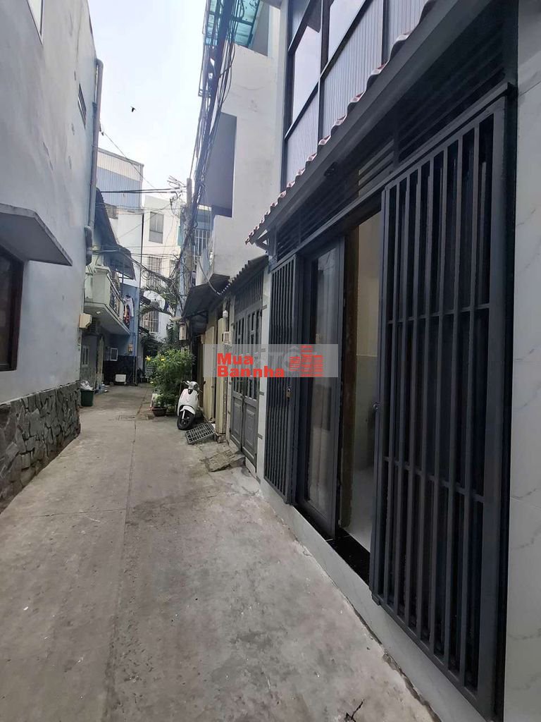 Chính chủ cần bán nhà ngay trung tâm Tân Bình