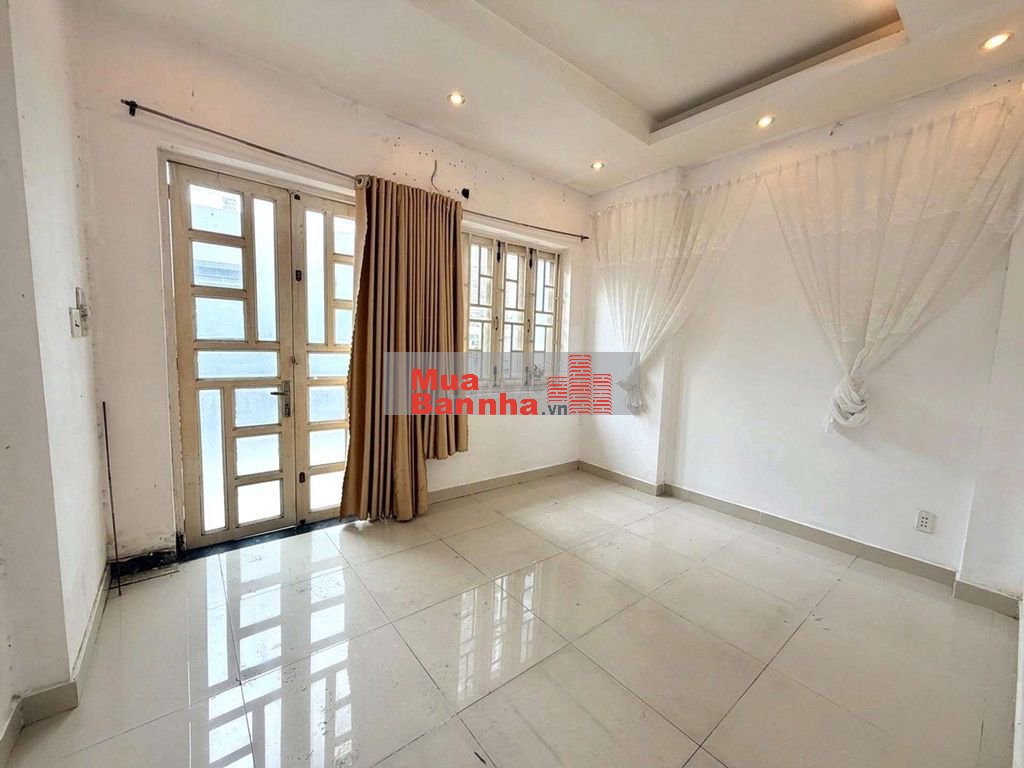 CHỦ GẤP BÁN TRONG 07 NGÀY TẠI NGUYỄN HỮU CẢNH GIÁ 5,9TY - 40M2, 4PN