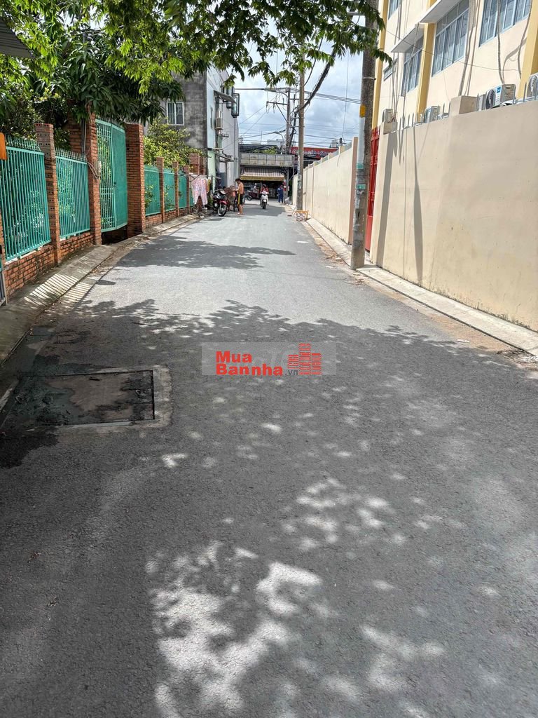 Nhà bán giá 650tr CÒN THƯƠNG LƯỢNG gần trường hc lvl