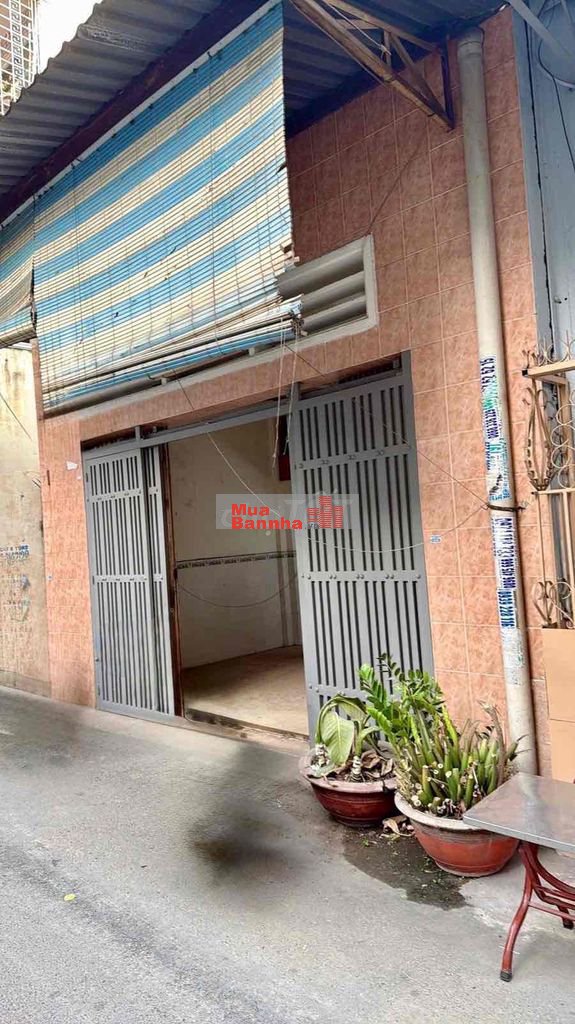 Nhà cũ chính chủ Lê Văn Sỹ Q3 hẻm 6m