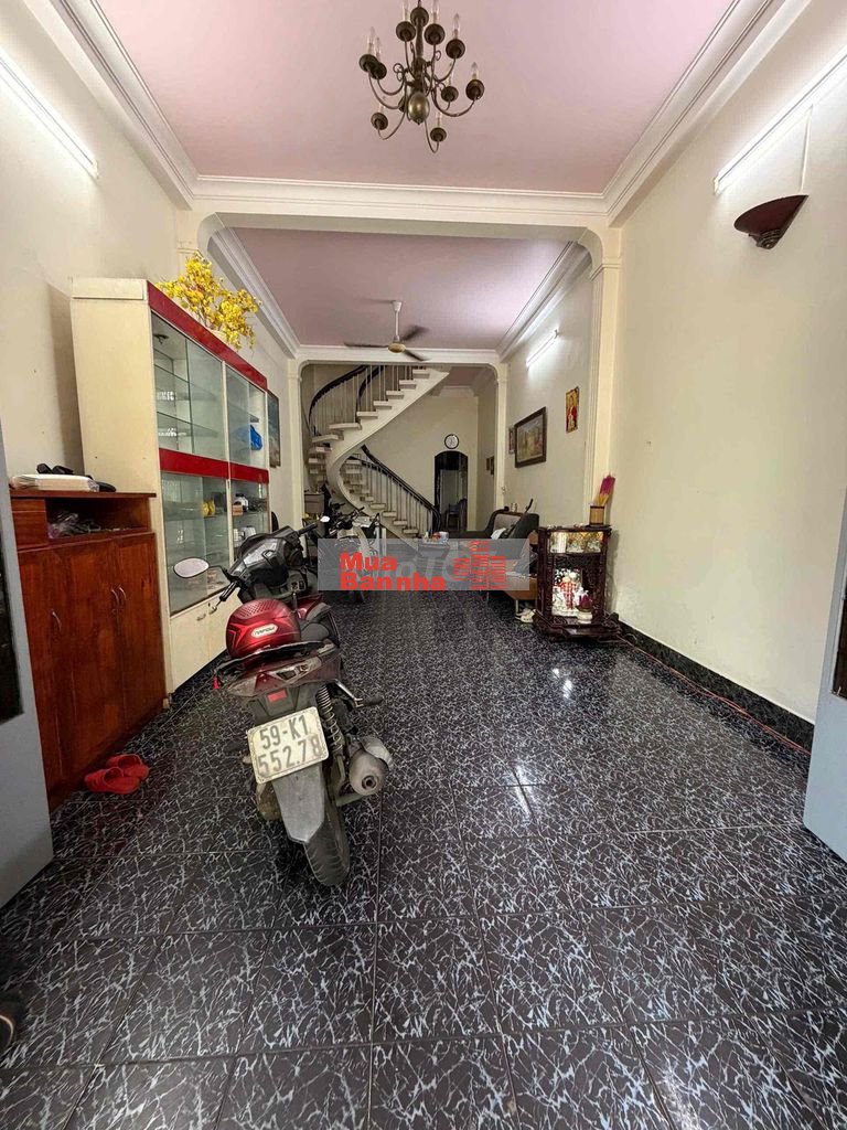 🏡 Bán Nhà Mặt Tiền Đường Lớn – Vị Trí Đẹp, Kinh Doanh Tốt – 3 Tấm Đúc