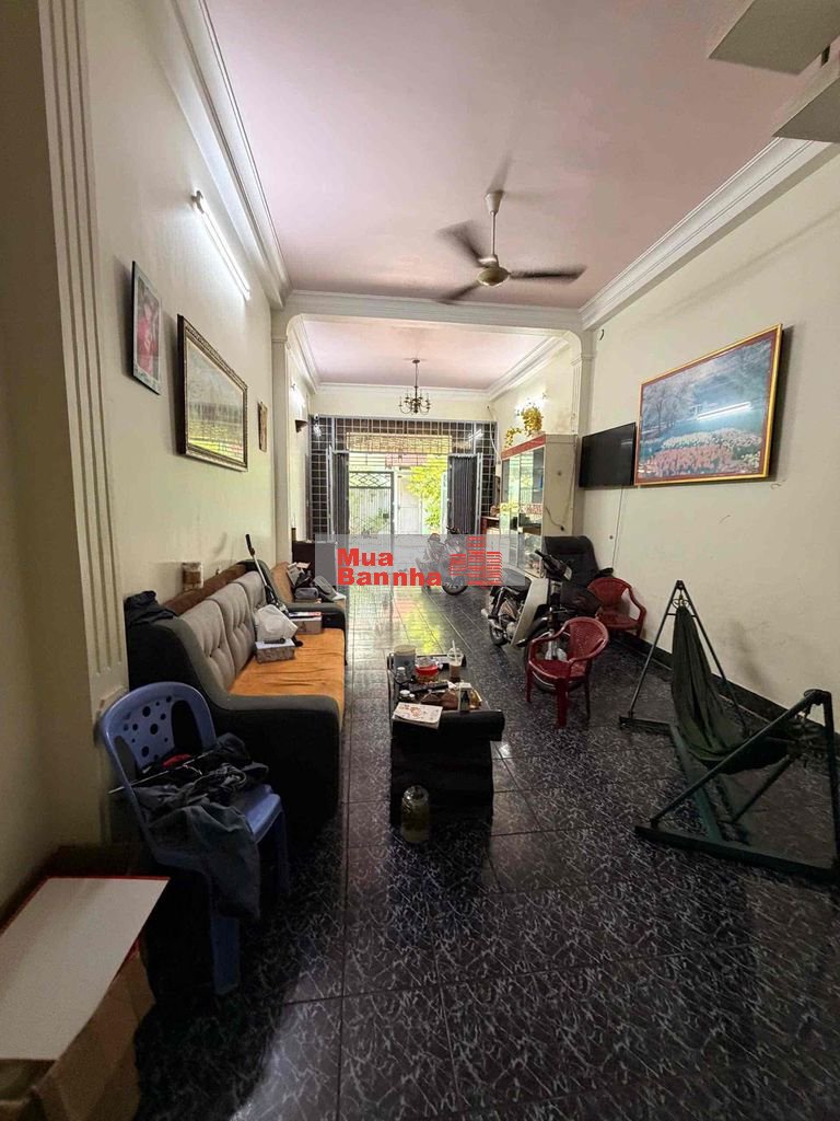 🏡 Bán Nhà Mặt Tiền Đường Lớn – Vị Trí Đẹp, Kinh Doanh Tốt – 3 Tấm Đúc