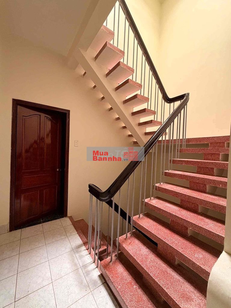 🏡 Bán Nhà Mặt Tiền Đường Lớn – Vị Trí Đẹp, Kinh Doanh Tốt – 3 Tấm Đúc