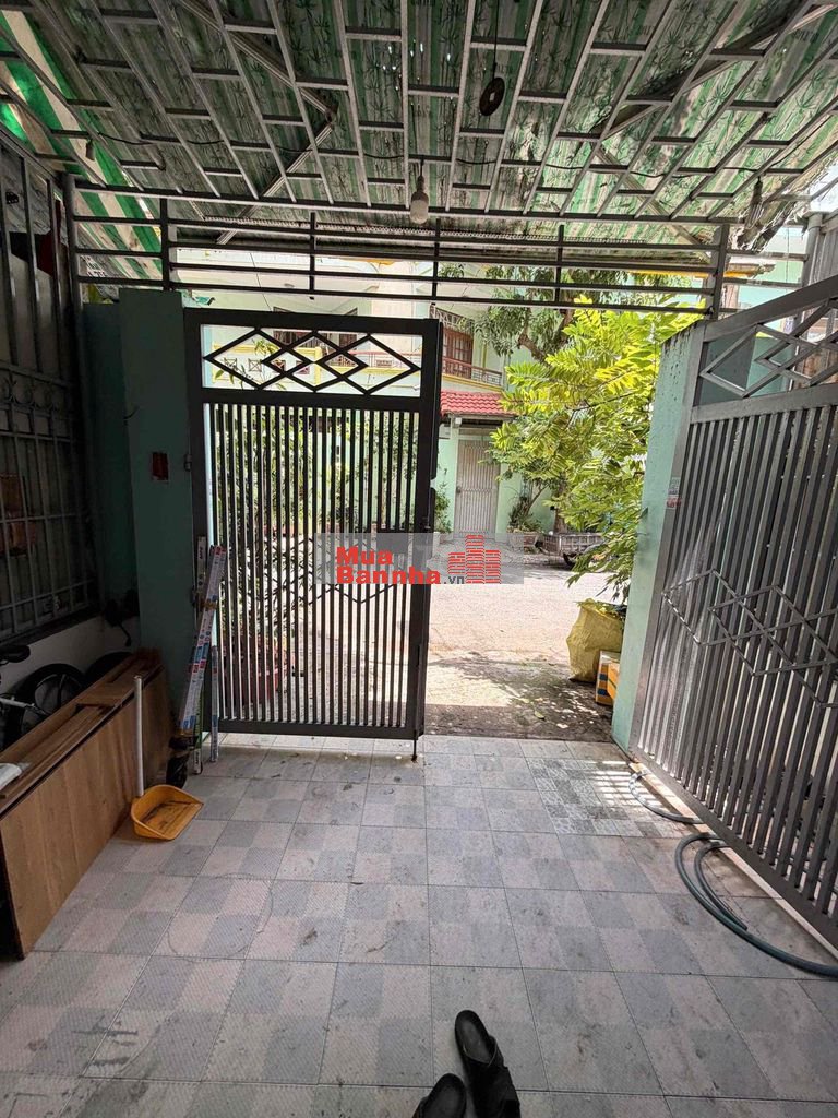 🏡 Bán Nhà Mặt Tiền Đường Lớn – Vị Trí Đẹp, Kinh Doanh Tốt – 3 Tấm Đúc