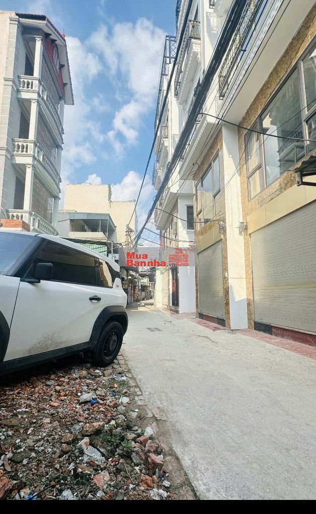 Bán nhà ngõ 281 Phú Diễn lô góc - oto- chính chủ