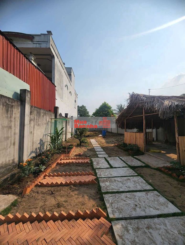 Nhà MT nhựa rẻ hơn hẻm xã Tân Nhựt BC