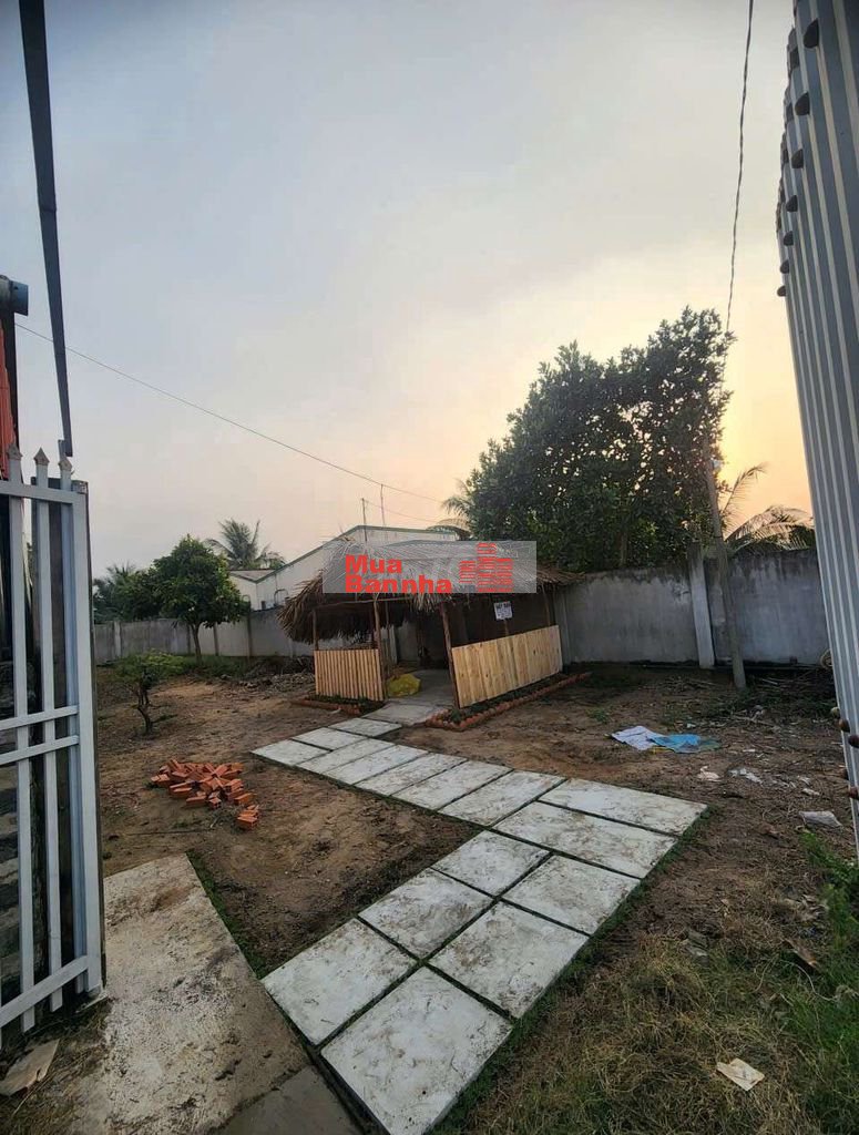 Nhà MT nhựa rẻ hơn hẻm xã Tân Nhựt BC