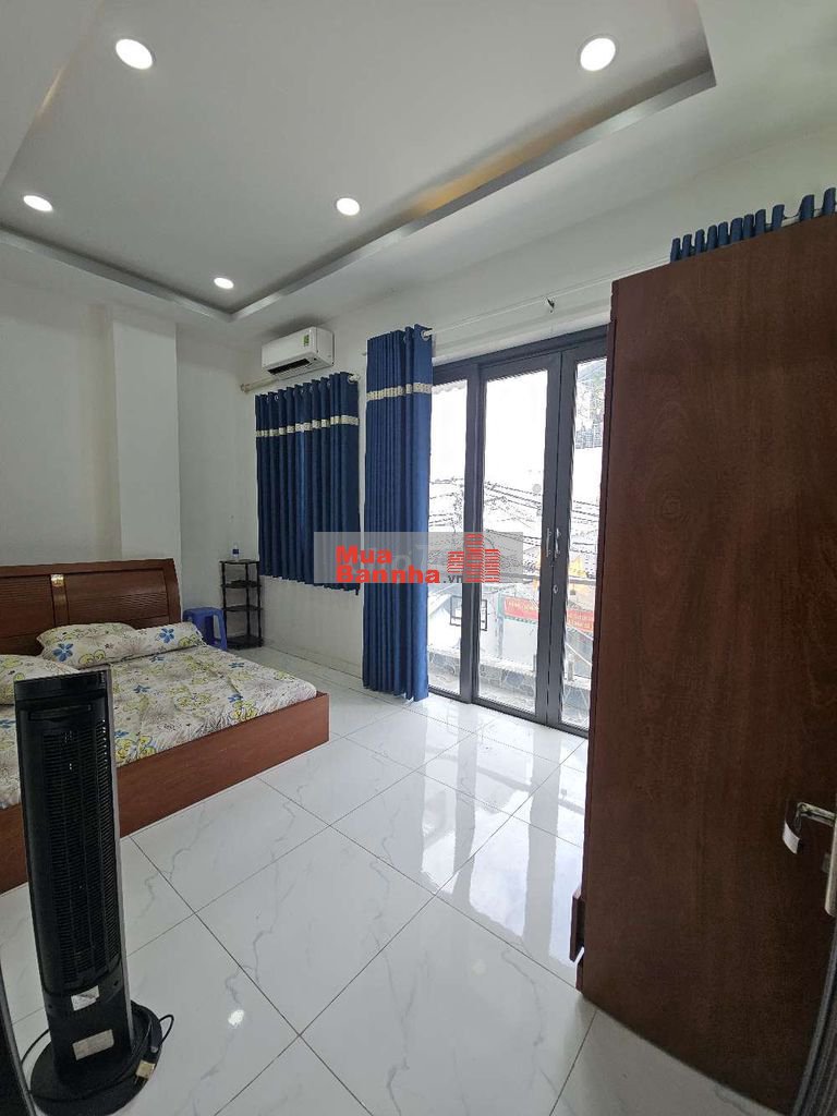 Nhà đẹp diện tích khủng giá tốt hẻm 4-5m thông thoáng
