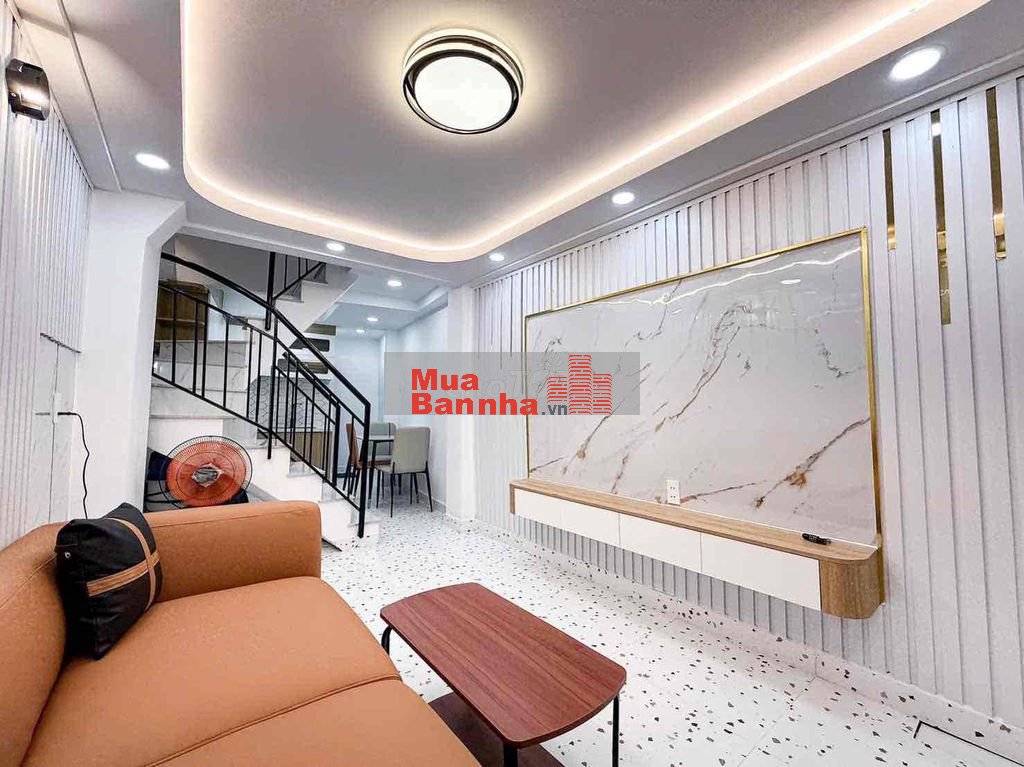 BÁN NHÀ ĐẸP LUNG LINH, HẺM TRC NHÀ 4m, 3 TẦNG ĐÚC THẬT, CÓ SÂN THƯỢNG