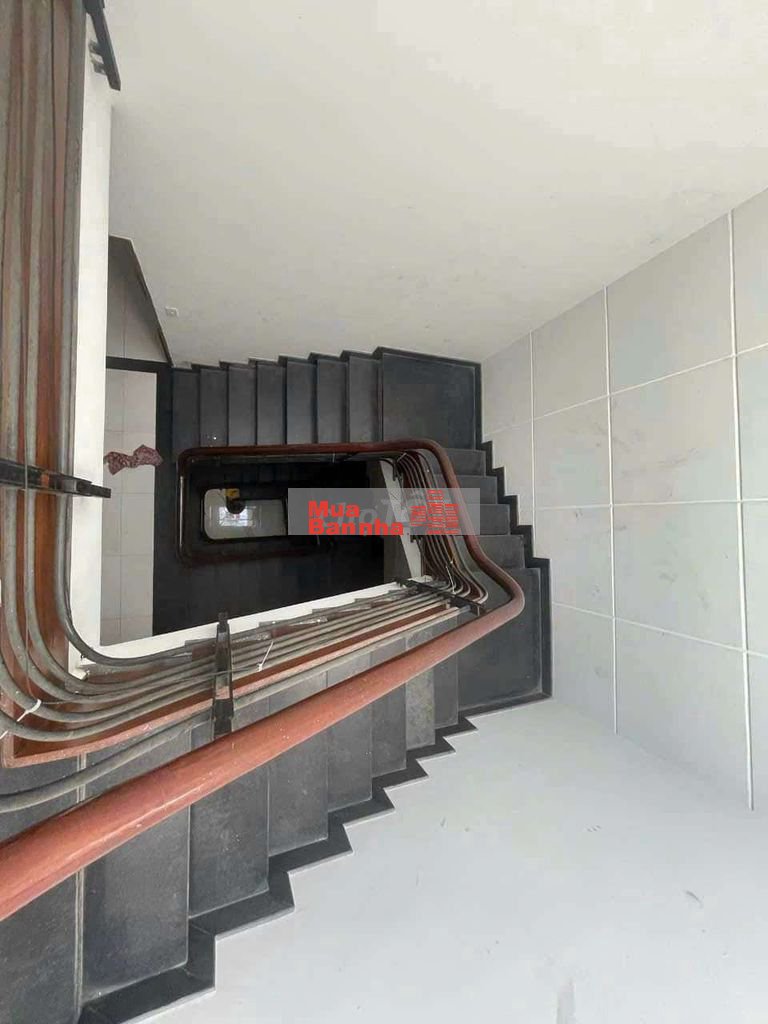 Bán nhà đường 72 KDC Bình Phú 4x17 3 lầu full nội thất