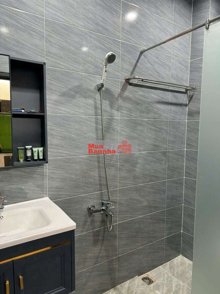 Nhà 4,1 x 13,5 . Hẻm xe tải Gò Vấp. 3 phòng. Chỉ 4,45 tỷ
