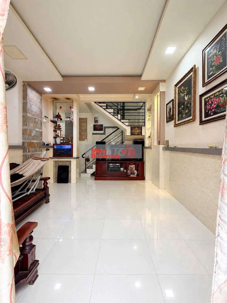 Nhà nở hậu 6.6m x 6.65m trệt lầu hẻm 4m đường Thạch Lam