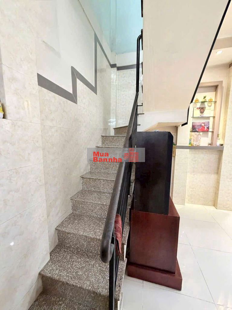 Nhà nở hậu 6.6m x 6.65m trệt lầu hẻm 4m đường Thạch Lam