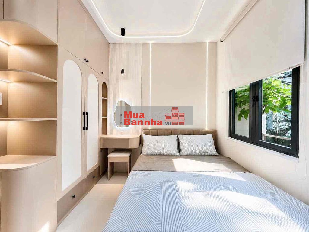 bán nhà Phan Xích Long, Nhiêu Tứ, Xe hơi đỗ cửa, 3PN, Giá: 5 tỷ 95