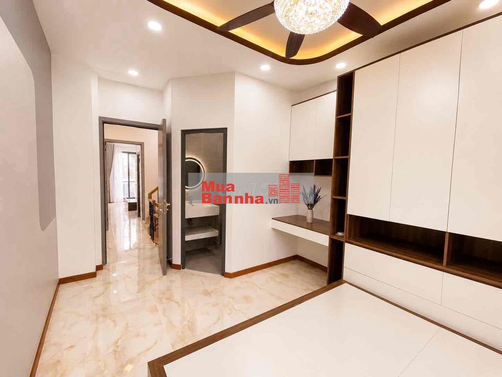 HXH CÁCH MẠNG THÁNG 8, QUẬN 10 - 44M2 - 5 TẦNG - NHÀ XÂY MỚI
