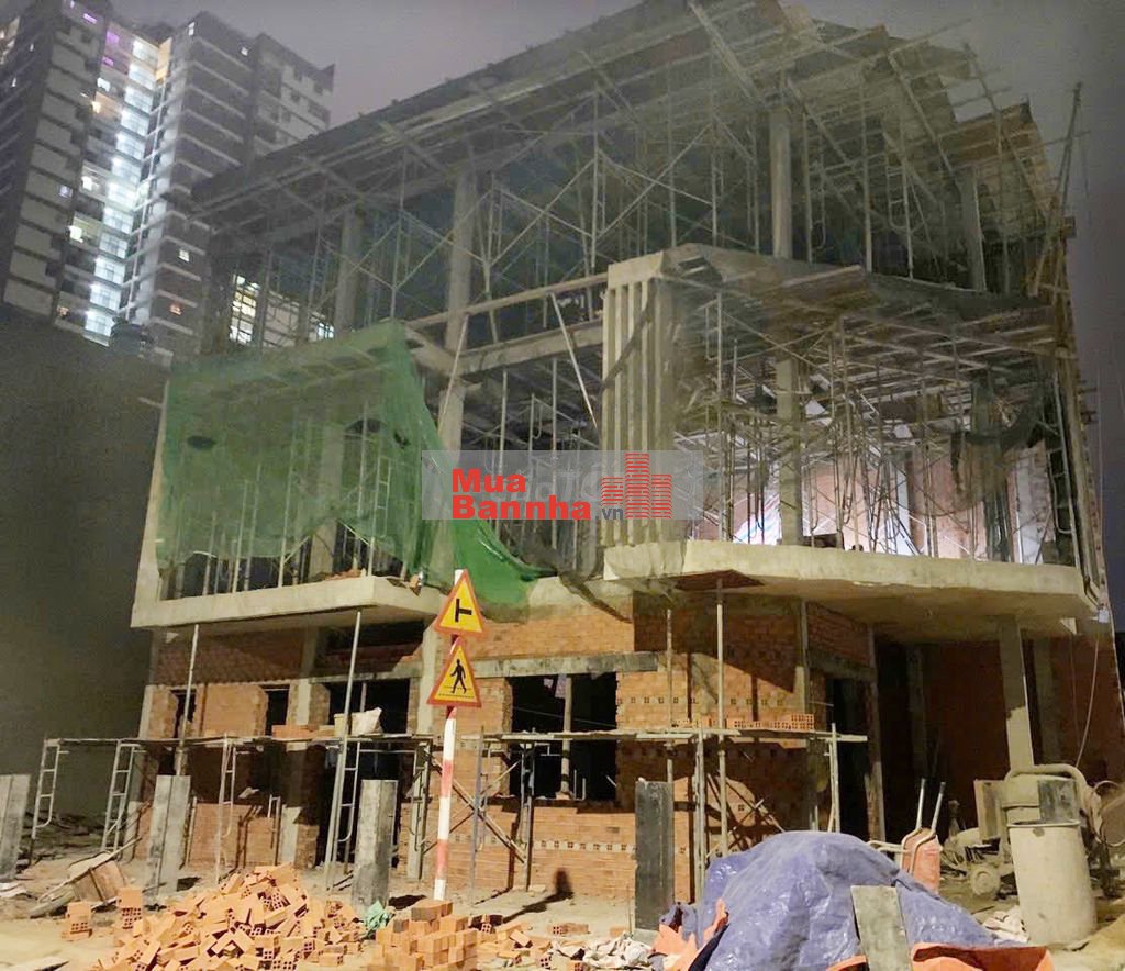 Bán nhà Biệt thự mặt phố Lô Góc KDC Khang An vị trí đẹp nhất khu.