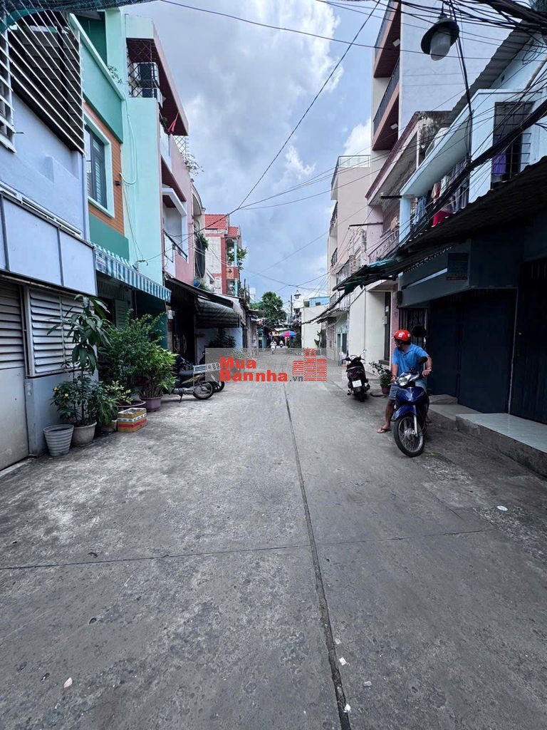 Cần Bán nhà 2 lầu chính chủ gần Đầm sen 5 dài 10