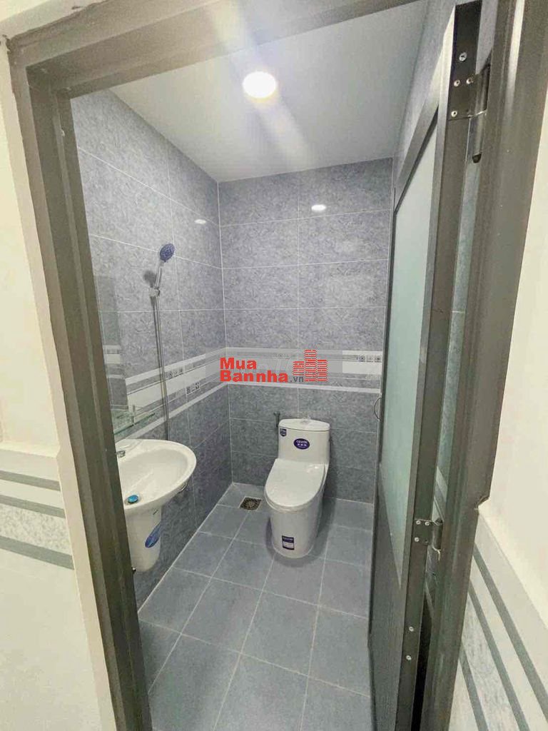 Nhà 1 lầu Đất Thổ Cư Đường Hà Huy Giáp Quận 12