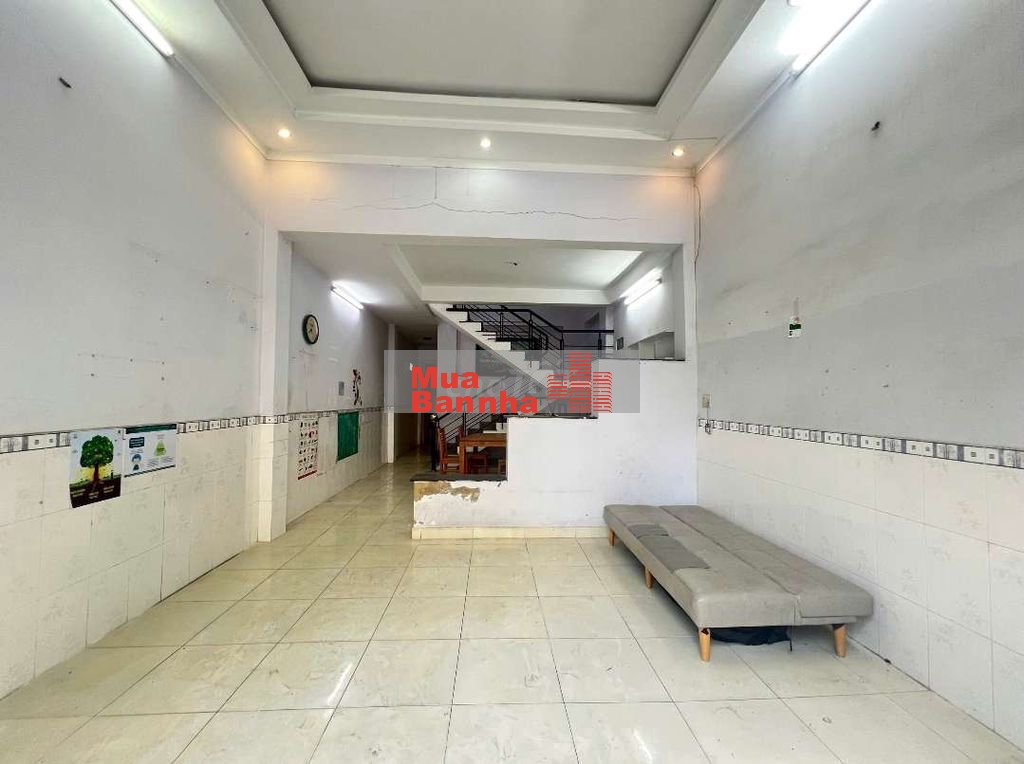 Nhà đường Oto, DT:4,5x18m, Có Phòng ngủ dưới.