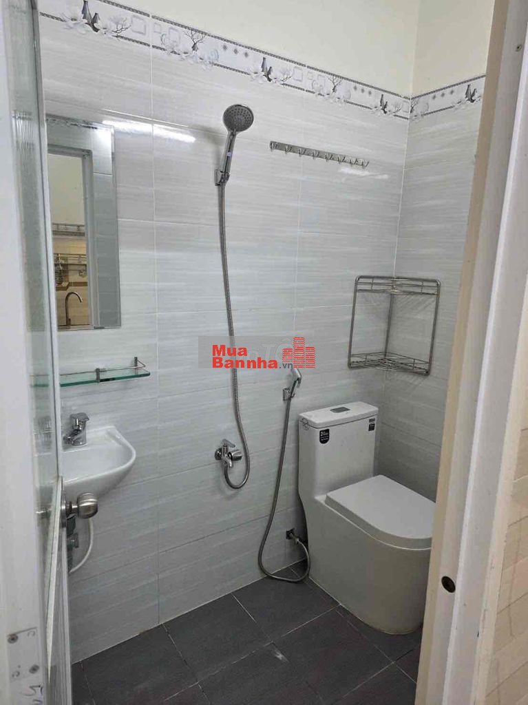NHà Mới Vào ở liền 1 lầu Tặng Nội thất đường Lê văn Lương