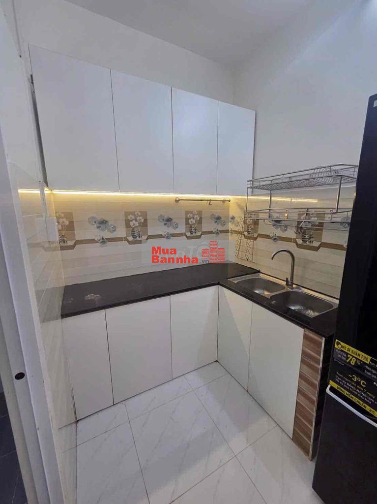 NHà Mới Vào ở liền 1 lầu Tặng Nội thất đường Lê văn Lương
