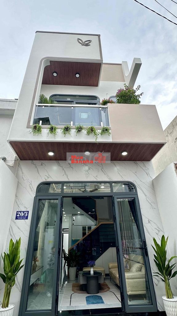 Chính chủ cần bán nhà gần chợ Xuân Thới Thượng, 2 tầng, 3 pn Sổ hồng