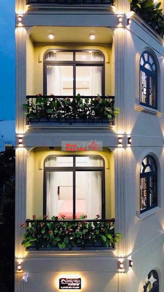 SIÊU PHẨM GÓC 2 MT-SÁT BÊN EMART PHAN HUY ÍCH.