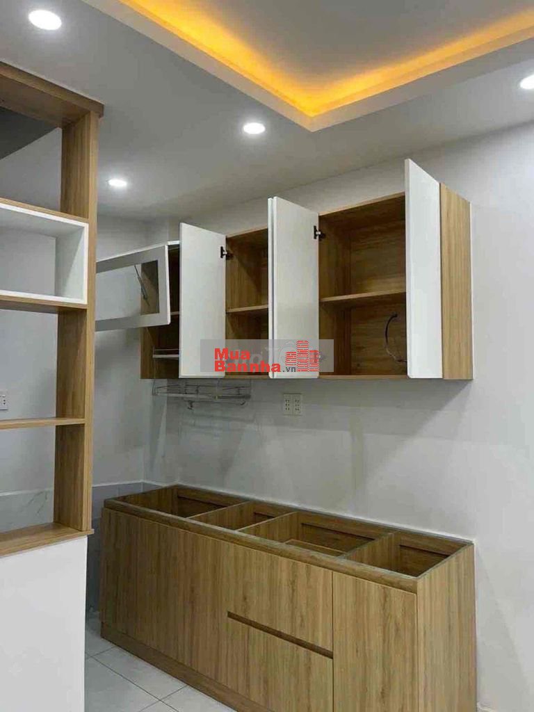 Chỉ 2,3 tỷ Nhà 3 Tầng sổ hồng riêng 1 sẹc Man Thiện Nhanh tay mới kịp