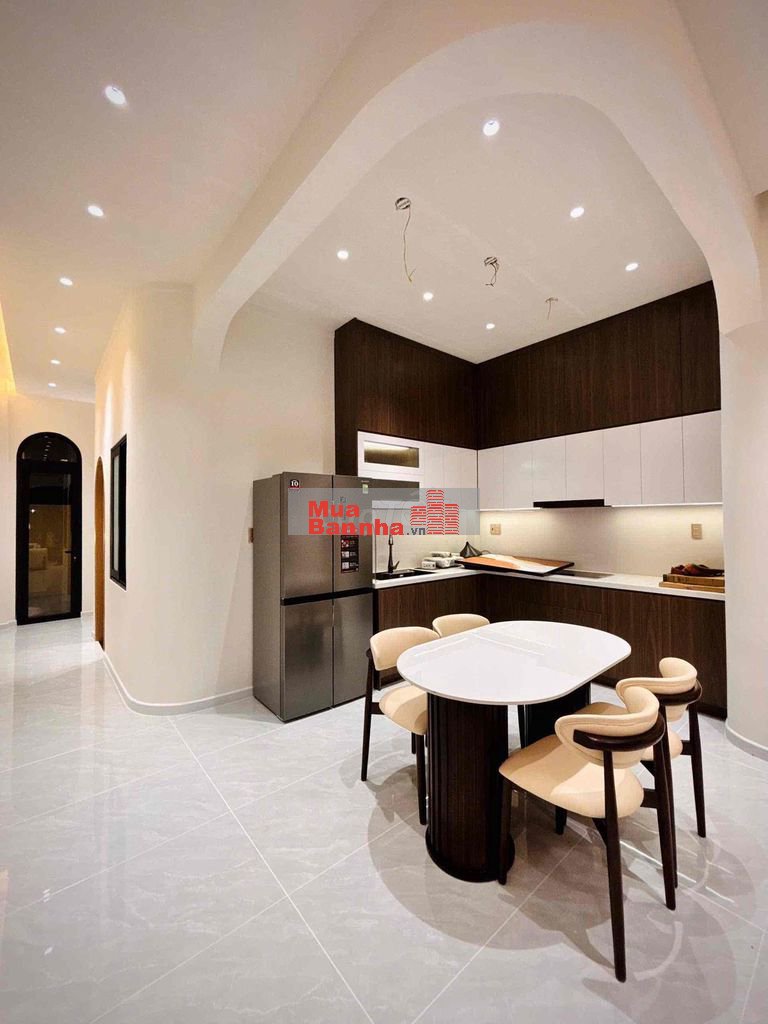 BÁN NHÀ THỦ DẦU MỘT GẦN AEON TP MỚI - Nhà Hiện Đại Sân Xe Hơi