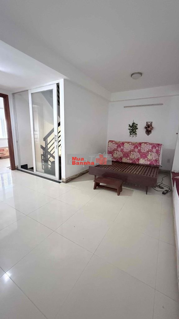 Nhà Ngợp Cần Bán Gấp