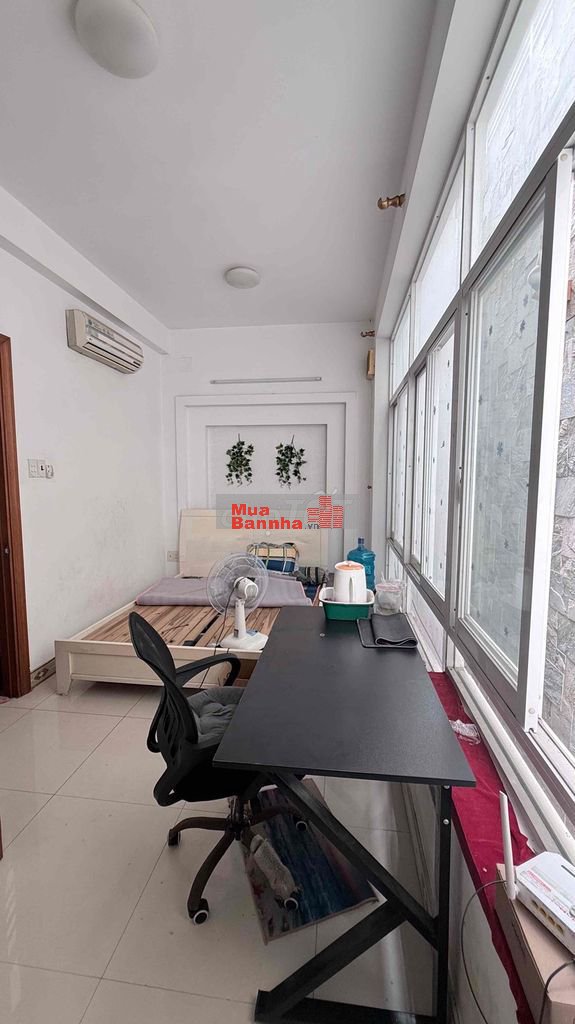 Nhà Ngợp Cần Bán Gấp